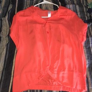 Front Tie Cropped Tee